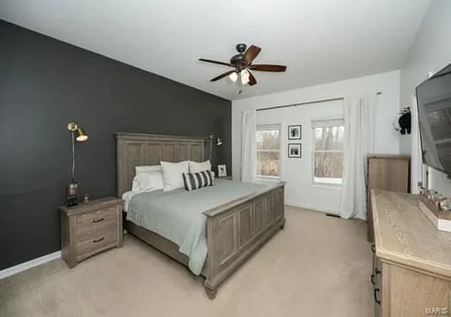 4th image of 3806 Bedford Pointe Dr, Wentzville, MO 63385 | MLS# MIS25008737