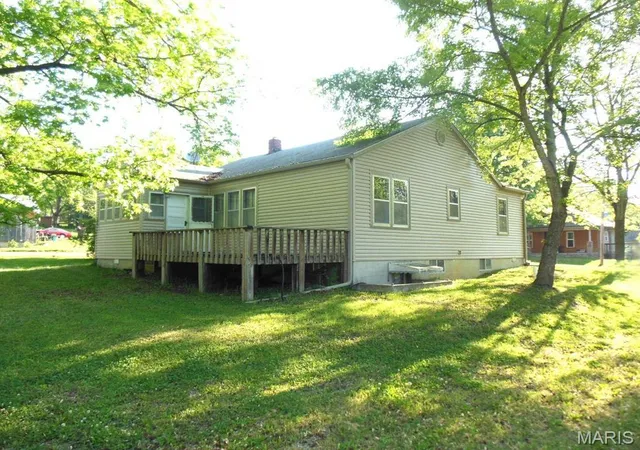 Homes for sale in Willow Springs, MO | 415 N Grand St, Willow Springs, MO 65793 | MLS# MIS25008789