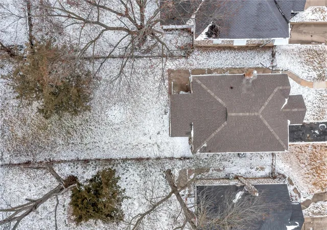 Photo 3 of Single Family Residence at 7024 Claremore Avenue, Saint Louis, MO 63121 | MLS# MIS25009080 | | Sold on 2025-04-07