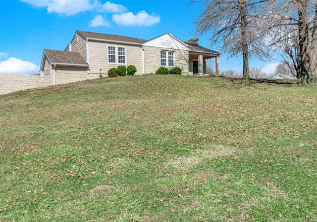 Photo 1 of Single Family Residence at 801 Prigge Rd, Saint Louis, MO 63138 | MLS# MIS25009121 | | Sold on 2025-04-22
