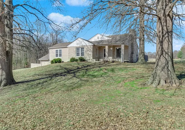 Photo 2 of Single Family Residence at 801 Prigge Rd, Saint Louis, MO 63138 | MLS# MIS25009121 | | Sold on 2025-04-22