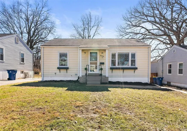 Single Family Residence at 9666 Lilly Jean Dr, Saint Louis, MO 63134 | MLS# MIS25009418 | | Sold on 2025-03-27