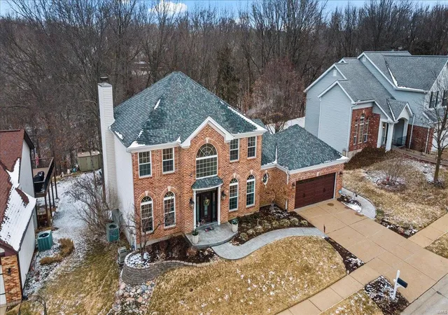 Photo 4 of Single Family Residence at 7641 River Walk Ct, Saint Louis, MO 63129 | MLS# MIS25009479 | | Sold on 2025-04-11