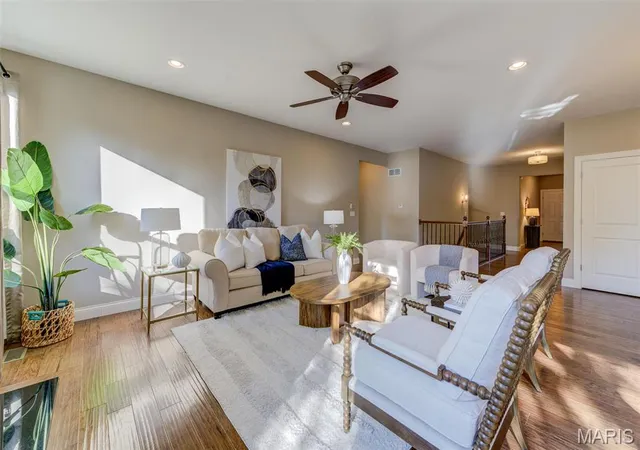 Photo 3 of Villa at 1525 Woodside Hills Dr, Saint Peters, MO 63376 | MLS# MIS25009869 | | Sold on 2025-10-16