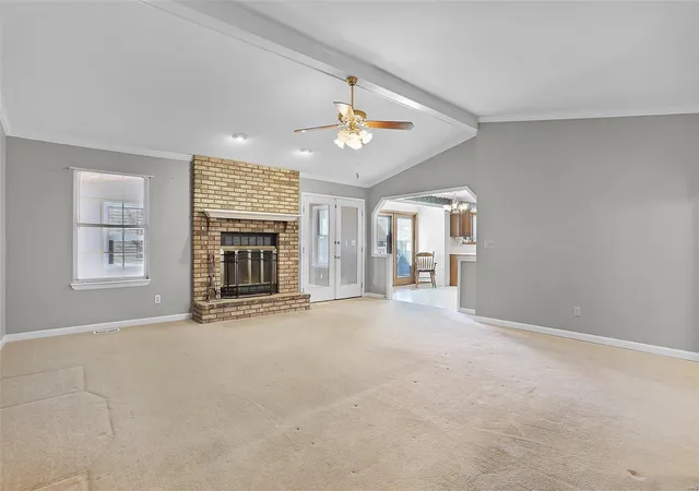Photo 3 of Single Family Residence at 2913 Hameln Dr, Saint Charles, MO 63301 | MLS# MIS25009908 | | Sold on 2025-04-23