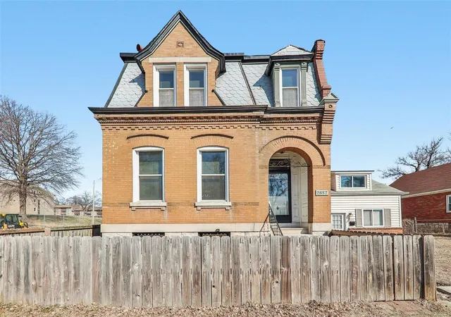 Photo 1 of Single Family Residence at 2857 Osceola St, Saint Louis, MO 63111 | MLS# MIS25010202 | | Sold on 2025-05-22