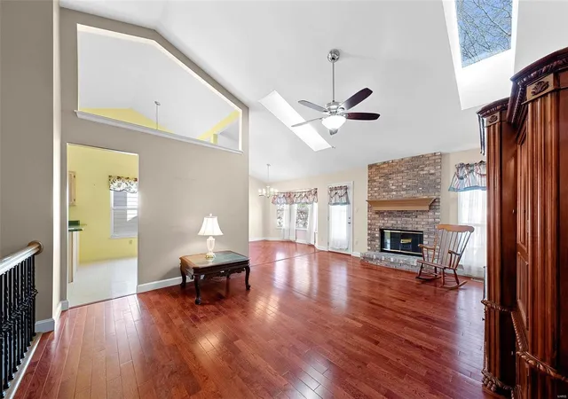 Photo 1 of Single Family Residence at 9451 Southtowne Farms Dr, Saint Louis, MO 63123 | MLS# MIS25010234 |  | Sold on 2025-04-11
