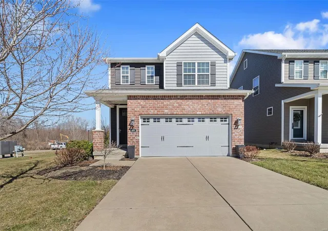 Single Family Residence at 105 Katiemist Dr, Saint Peters, MO 63376 | MLS# MIS25010304 | | Sold on 2025-04-10