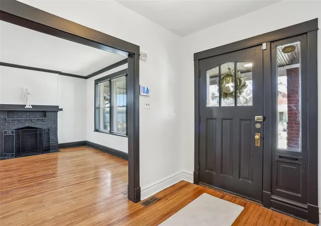 Photo 4 of Single Family Residence at 3132 Gurney Ave, Saint Louis, MO 63116 | MLS# MIS25010314 | | Sold on 2025-05-01