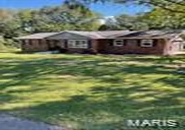 Photo 2 of Single Family Residence at 11354 E Northview Dr, Dexter, MO 63841 | MLS# MIS25010327 |  | Sold on 2025-05-16