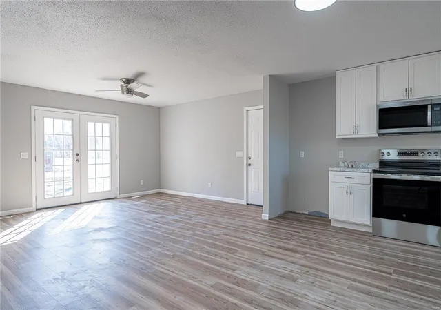Photo 5 of Single Family Residence at 212 Hill Ln, Jonesburg, MO 63351 | MLS# MIS25010330 | | Sold on 2025-04-04