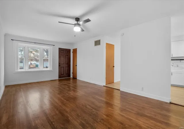 Photo 4 of Single Family Residence at 1525 Ballard Dr, Saint Louis, MO 63137 | MLS# MIS25010464 | | Sold on 2025-04-16