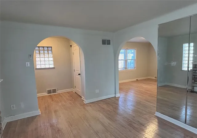 Photo 3 of Single Family Residence at 6508 Woodrow Ave, Saint Louis, MO 63121 | MLS# MIS25011547 |  | Sold on 2025-04-03