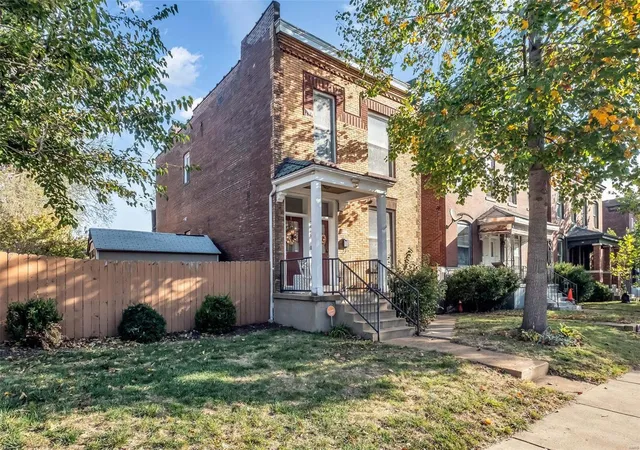 Single Family Residence at 4429 Gibson Ave, Saint Louis, MO 63110 | MLS# MIS25011572 | | Sold on 2025-06-17