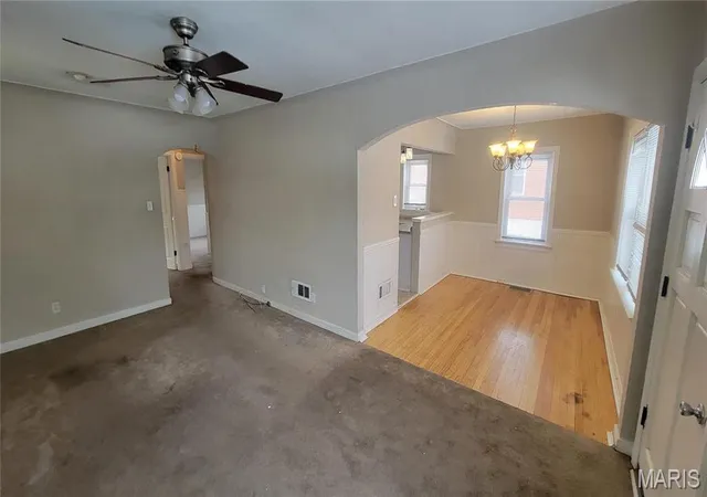 Photo 1 of Single Family Residence at 659 Ellwine Dr, Saint Louis, MO 63125 | MLS# MIS25011791 |  | Sold on 2025-07-30
