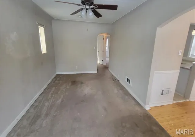 Photo 2 of Single Family Residence at 659 Ellwine Dr, Saint Louis, MO 63125 | MLS# MIS25011791 |  | Sold on 2025-07-30