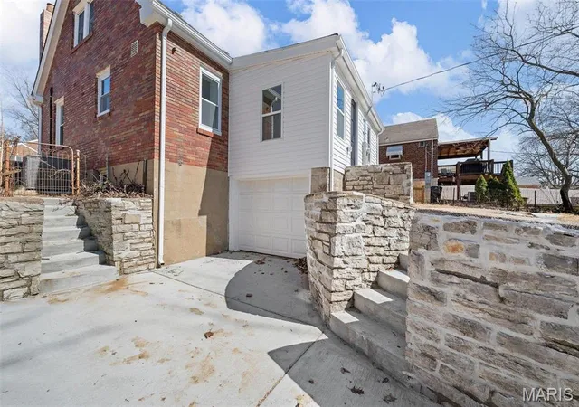 Photo 2 of Single Family Residence at 9290 Fayette Ave, Saint Louis, MO 63123 | MLS# MIS25011809 |  | Sold on 2025-04-24