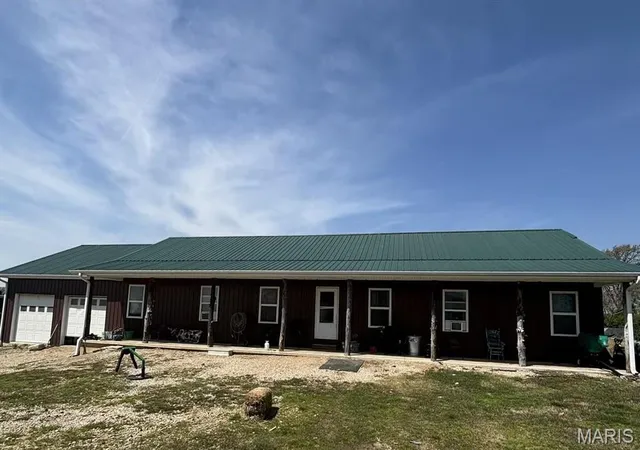 Photo 1 of Farm at 21205 Co Rd 249, Bloomfield, MO 63825 | MLS# MIS25011829 | | Sold on 2026-01-14