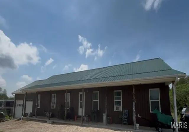Photo 2 of Farm at 21205 Co Rd 249, Bloomfield, MO 63825 | MLS# MIS25011829 | | Sold on 2026-01-14