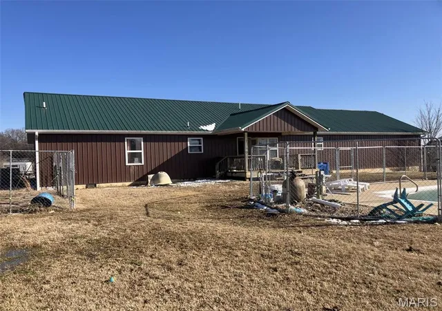 Photo 4 of Farm at 21205 Co Rd 249, Bloomfield, MO 63825 | MLS# MIS25011829 | | Sold on 2026-01-14