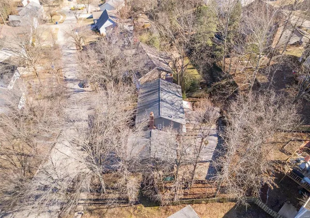 Photo 3 of Single Family Residence at 3636 Falcon Ridge Ct, Saint Louis, MO 63129 | MLS# MIS25011855 |  | Sold on 2025-04-16