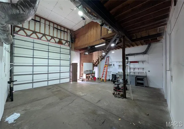 Photo 2 of Single Family Residence at 307 Southside Ave, Saint Louis, MO 63119 | MLS# MIS25011878 | | Sold on 2025-07-30