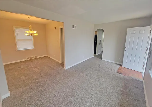 Photo 1 of Single Family Residence at 1200 Yukon Dr, Saint Louis, MO 63137 | MLS# MIS25012030 |  | Sold on 2025-04-04