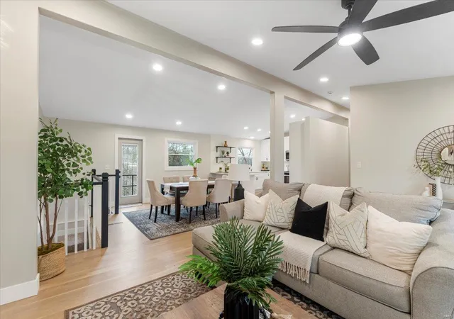 Photo 4 of Single Family Residence at 2447 Trossock Ln, Saint Louis, MO 63122 | MLS# MIS25012168 | | Sold on 2025-04-11