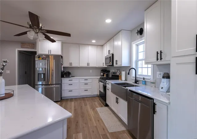 Photo 4 of Single Family Residence at 14822 Cedar Cove Pl, New London, MO 63459 | MLS# MIS25012512 |  | Sold on 2025-07-11