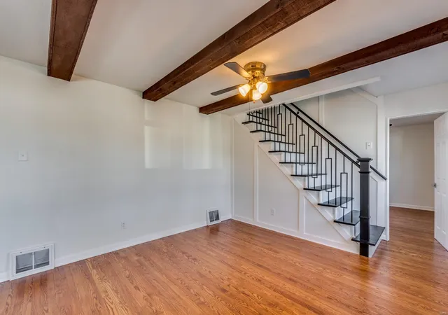 Photo 2 of Single Family Residence at 9230 Macon Ave, Saint Louis, MO 63134 | MLS# MIS25012530 | | Sold on 2025-05-28