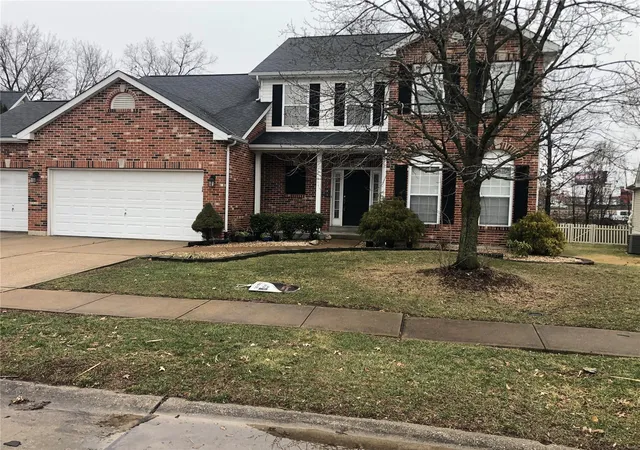 Single Family Residence at 4556 Kerth Forest, Saint Louis, MO 63128 | MLS# MIS25012613 | | Sold on 2025-04-28