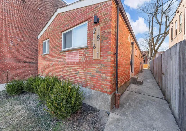 Photo 2 of Multi Family at 2861 Ohio Ave, Saint Louis, MO 63118 | MLS# MIS25012698 |  | Sold on 2025-04-09