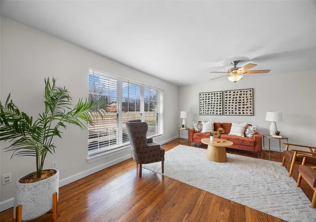 Photo 4 of Single Family Residence at 12132 Courtwick Dr, Saint Louis, MO 63128 | MLS# MIS25012977 | | Sold on 2025-04-04