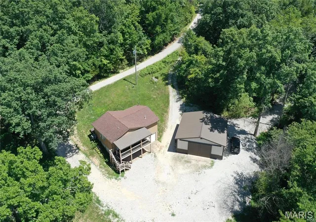 Photo 1 of Single Family Residence at 9 Summit Lane, Hermann, MO 65041 | MLS# MIS25013112 | | Sold on 2025-07-03