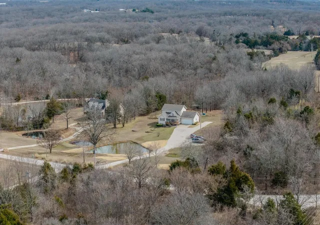 Photo 1 of Single Family Residence at 92 Sassafrass Ridge Dr, Camdenton, MO 65020 | MLS# MIS25013175 | | Sold on 2025-04-30