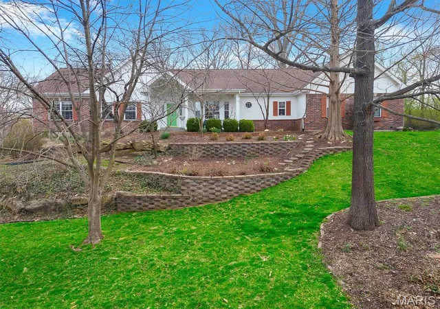 Single Family Residence at 496 Highland Ave, Saint Louis, MO 63122 | MLS# MIS25013347 |  | Sold on 2025-06-23