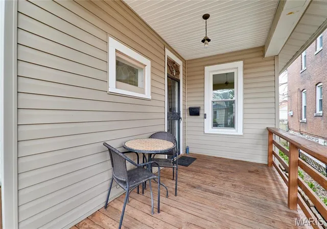 Photo 2 of Single Family Residence at 4329 Ellenwood Ave, Saint Louis, MO 63116 | MLS# MIS25013375 |  | Sold on 2025-05-27