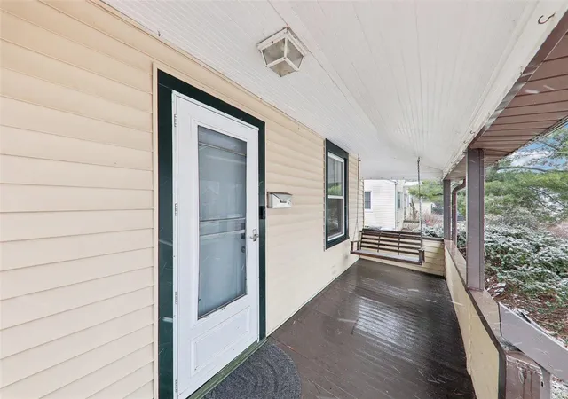 Photo 4 of Single Family Residence at 9438 Tennyson Ave, Saint Louis, MO 63114 | MLS# MIS25013398 |  | Sold on 2025-04-09