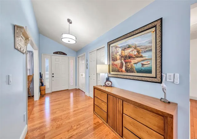 Photo 3 of Single Family Residence at 2377 Canyon Dr, Saint Charles, MO 63303 | MLS# MIS25013399 | | Sold on 2025-04-24