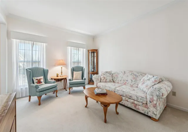 Photo 2 of Single Family Residence at 10233 Tesson Valley Ct, Saint Louis, MO 63123 | MLS# MIS25013401 | | Sold on 2025-04-15