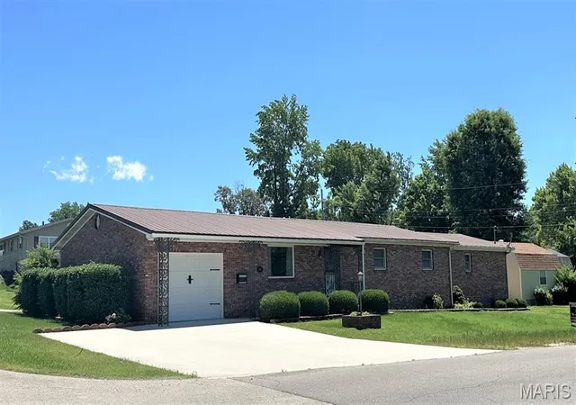 Photo 1 of Single Family Residence at 501 Forrest, Dexter, MO 63841 | MLS# MIS25013457 |  | Sold on 2025-12-16