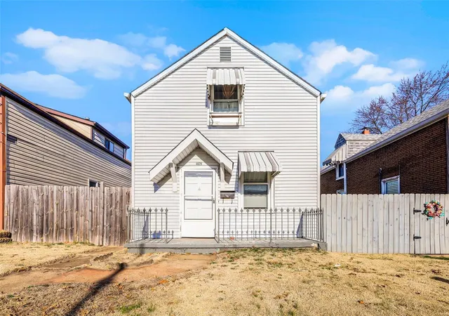 Single Family Residence at 4629 Varrelmann Ave, Saint Louis, MO 63116 | MLS# MIS25013545 | | Sold on 2025-06-06
