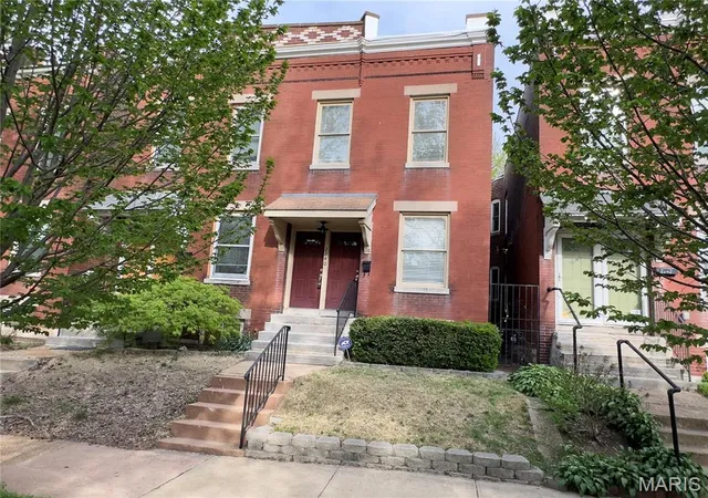Photo 1 of Townhouse at 2240 Nebraska Ave, Saint Louis, MO 63104 | MLS# MIS25013884 | | Sold on 2025-05-22
