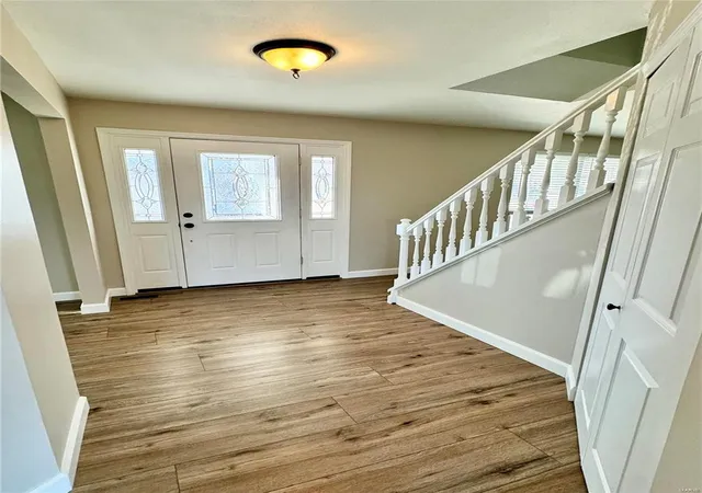 Photo 3 of Single Family Residence at 3934 Rhine Ct, Saint Charles, MO 63304 | MLS# MIS25013925 |  | Sold on 2025-05-09