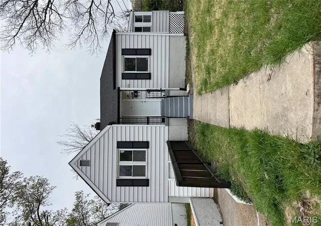 Single Family Residence at 7524 Stanwood Dr, Saint Louis, MO 63121 | MLS# MIS25013954 | | Sold on 2025-05-30