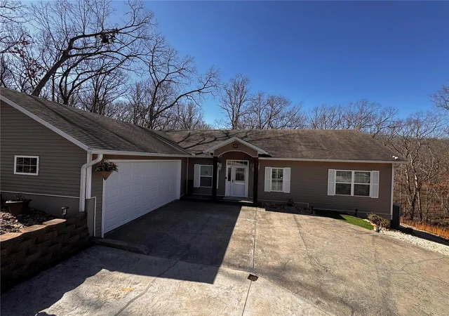 Photo 2 of Single Family Residence at 68 Maplewood Ct, Lake Ozark, MO 65049 | MLS# MIS25014014 | | Sold on 2025-05-01