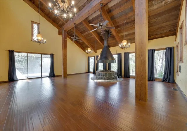 Photo 1 of Single Family Residence at 4550 Fort Hill Trail, Hillsboro, MO 63050 | MLS# MIS25014295 | | Sold on 2025-07-03