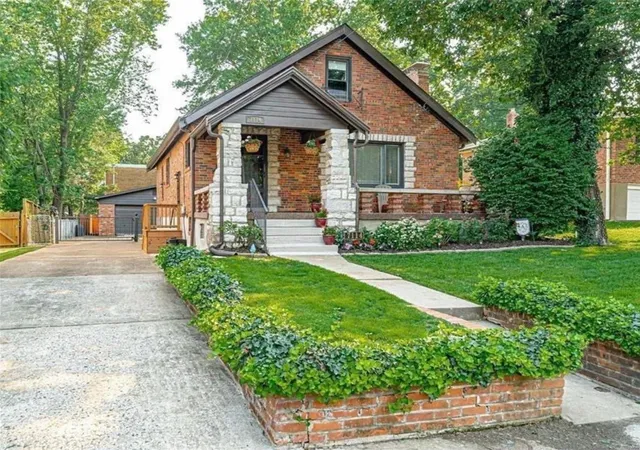 Photo 2 of Single Family Residence at 7114 Horner Ave, Saint Louis, MO 63117 | MLS# MIS25014315 | | Sold on 2025-05-05