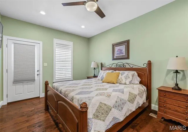 Photo 4 of Single Family Residence at 5231 Shaw Ave, Saint Louis, MO 63110 | MLS# MIS25014369 |  | Sold on 2025-07-03