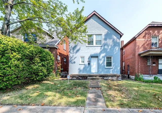Single family home for sale at 1210 Mccausland Ave, Saint Louis, MO 63117 | MLS# MIS25014483 | Listing updated on 2025-08-14
